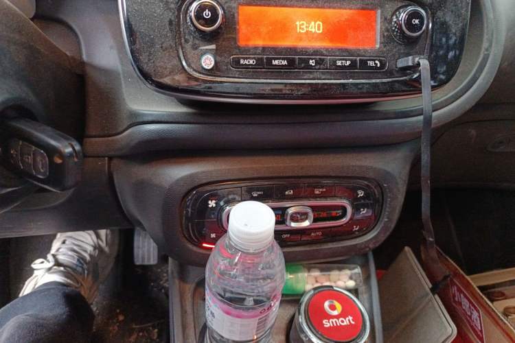 Used smart forfour 2016 1.0L 52 kW Dynamic Edition
