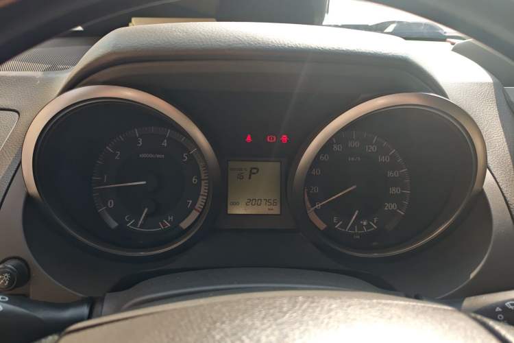 Used Toyota Prado  Instrument Cluster