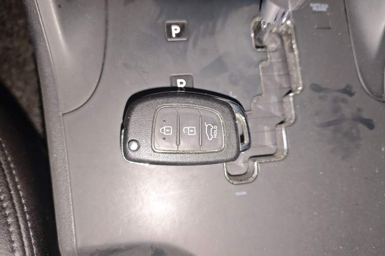 Used Hyundai ix35 2015 2.0L Automatic 2WD Comfort Edition China IV Standard
