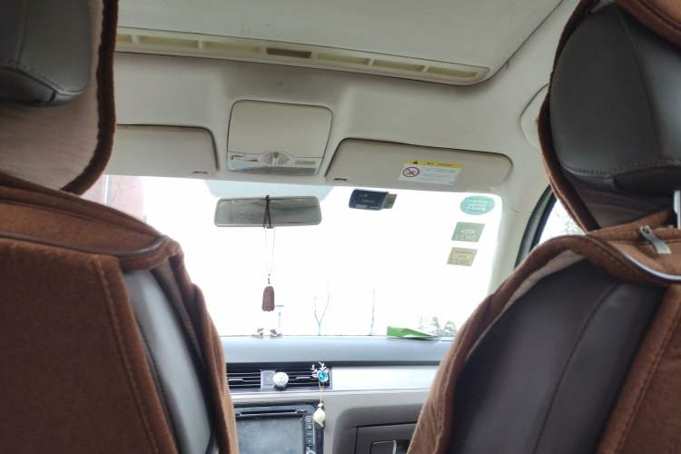 Used Volkswagen Bora 2014 1.6L Automatic Comfort Model Headliner