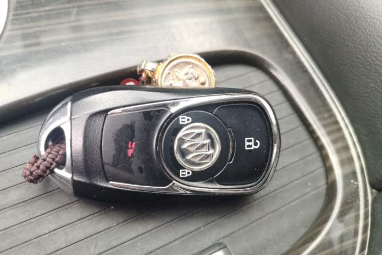 Used Buick Envision 2018 20T Two-Wheel-Drive Elite Model