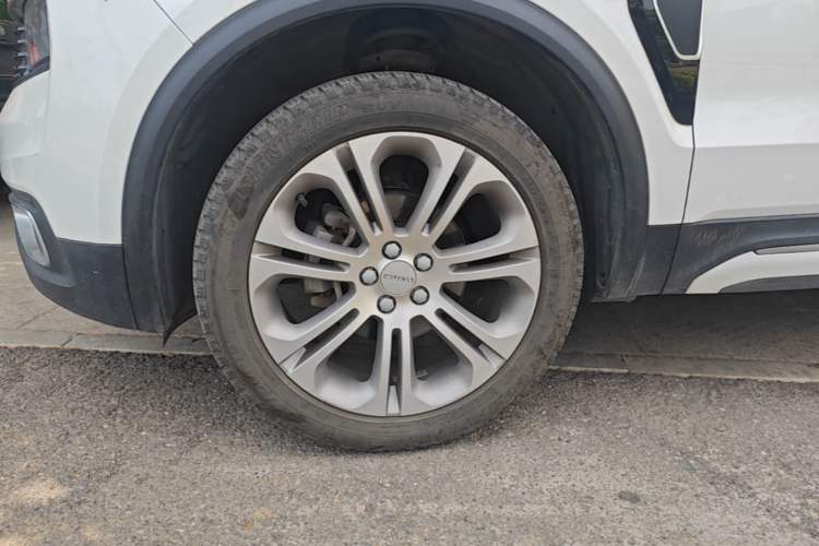 Used Lynk & Co 01 2019 2.0T Two-Wheel-Drive Pro Version China VI Standard
