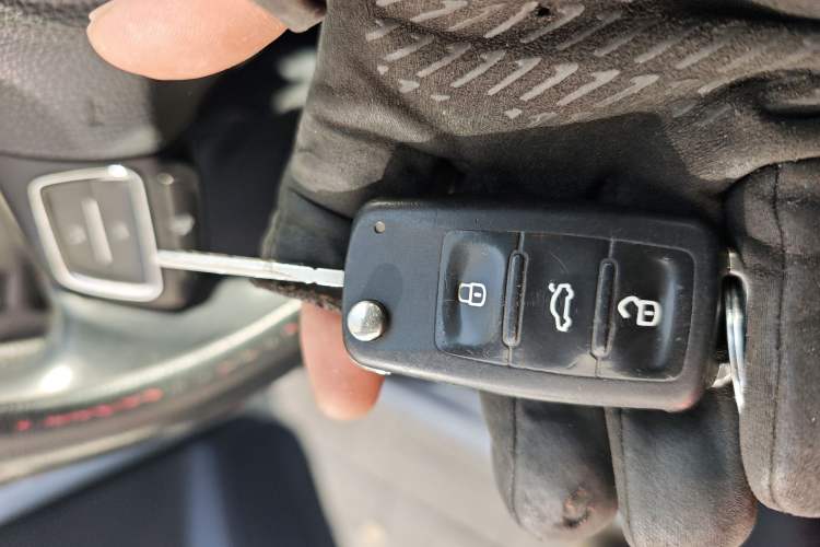 Used Volkswagen Bora 2015 Value Edition 1.6L Automatic Comfort Version