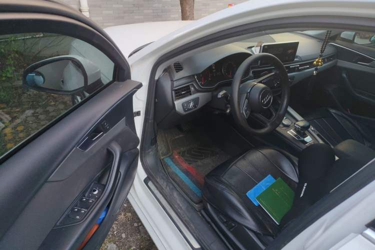 Used Audi A4L 2018 30th Anniversary Edition 40 TFSI Trendy Model