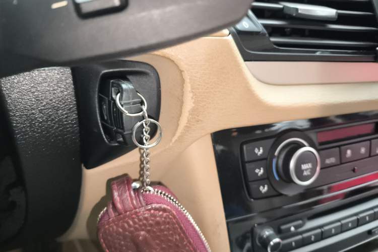 Used BMW X1 2010 sDrive18i Luxury Model