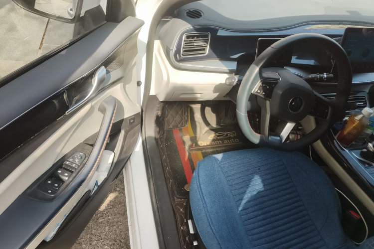 Used BYD Qin PLUS 2021 DM-i 55KM Flagship Model Driver Seat