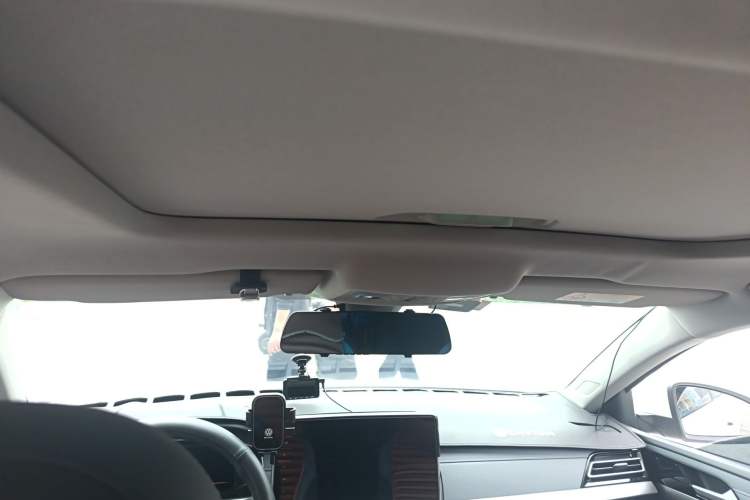 Used Volkswagen Lavida 2024 1.5L Automatic Starry Sky 5 Million Edition