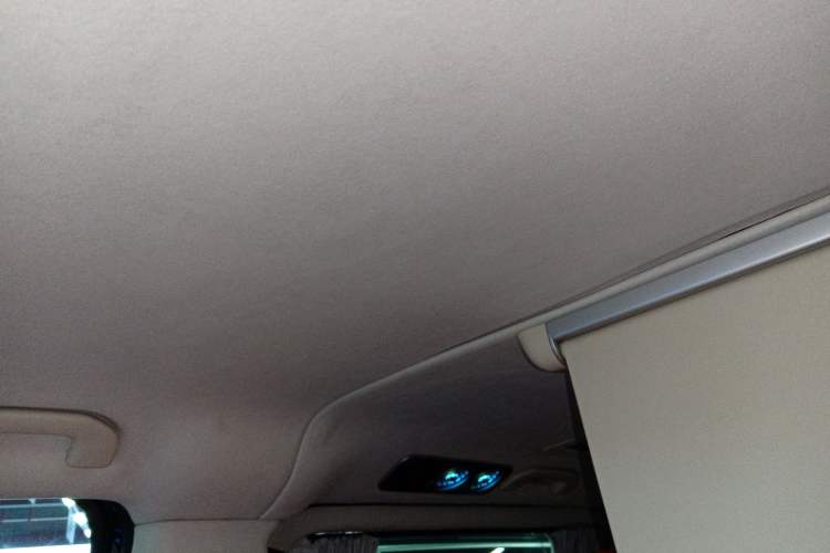 Used Mercedes-Benz Vito 2023 2.0T Elite Version 7 Seats