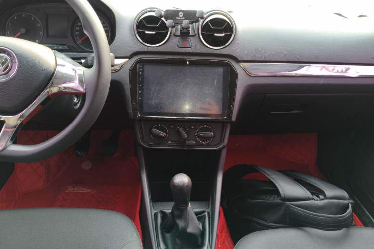 Used Volkswagen Jetta 2017 1.4L Manual Fashion Edition