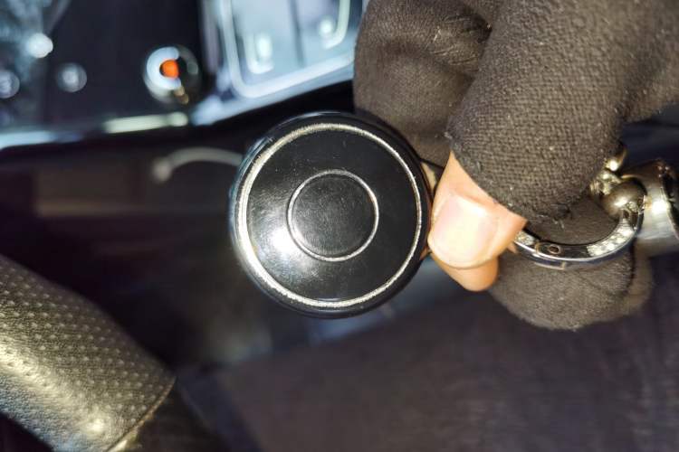 Used NETA U 2022 Zhi400 Pro Ternary Lithium