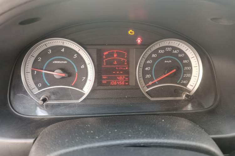 Used Bestune B50 2012 1.6L manual fashion version
