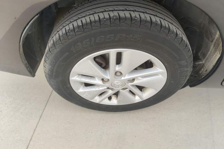 Used Toyota Corolla 2014 1.6L Manual GL Right Rear Wheel Hub