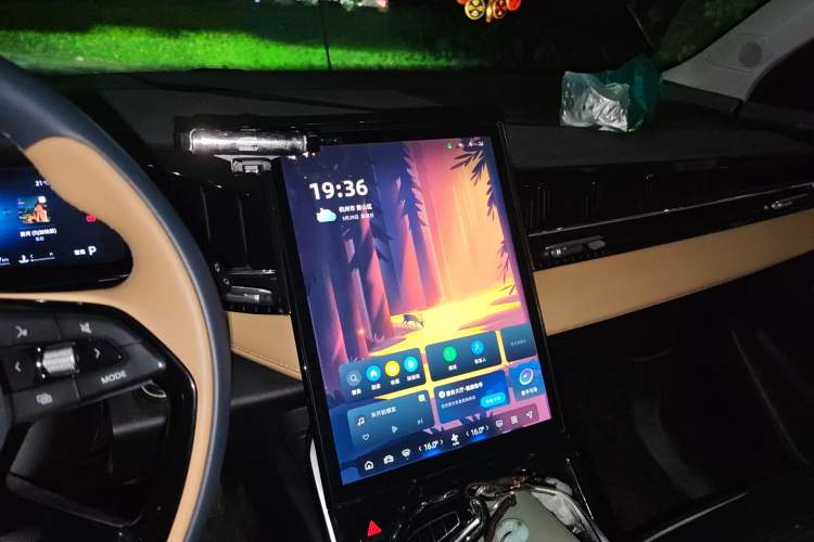 Used Geely Auto FX11 2023 1.5TD DCT Prestige Edition
