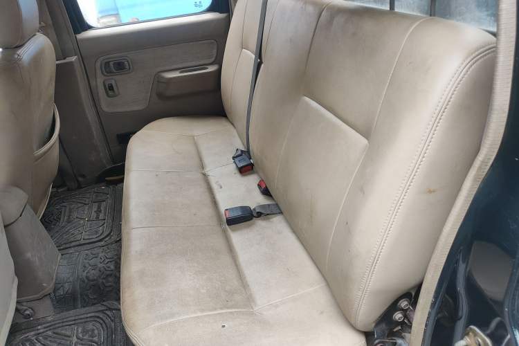 Used Dongfeng Ruichi 2010 2.4L Gasoline Two-Wheel Drive Standard Version ZG24