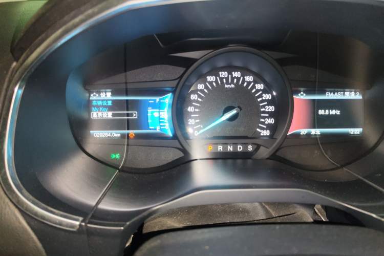 Used Ford Edge 2018 EcoBoost 245 Two-Wheel-Drive Titanium 7-Seater China V Standard