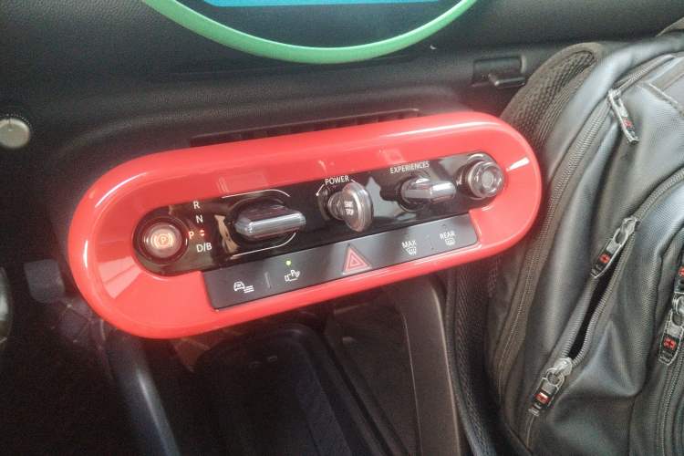 Used MINI Electric MINI COOPER 2024 456km COOPER E Classic Edition
