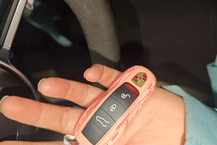 Used Porsche Macan 2017 Macan S 3.0T Vehicle Key