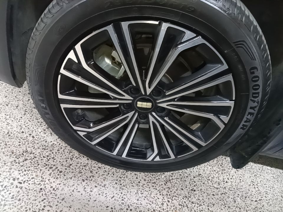 Geely Galaxy Xingjian 7 EM-i 2025 120km Navigator Edition — снимка 10