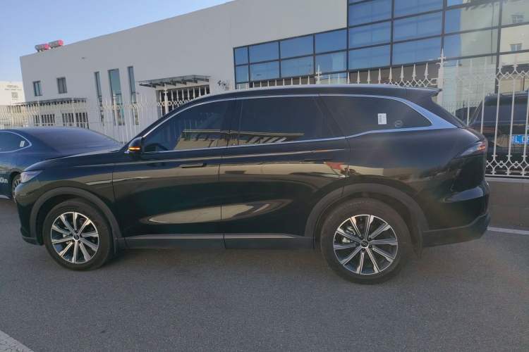 Used Chery Tiggo 8 L 2025 Model 2.0T Two-Wheel Drive Changhong Edition—7 Seaters
