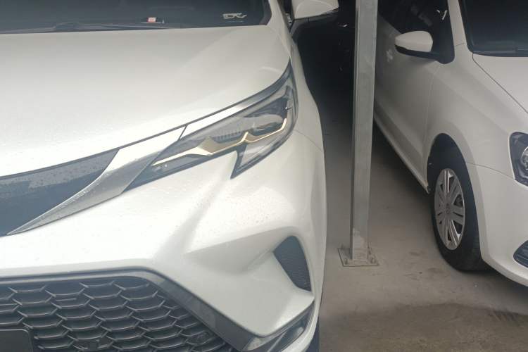 Used Toyota Granvia 2024 2.5L Hybrid Prestige PLUS Four-Wheel Drive Version