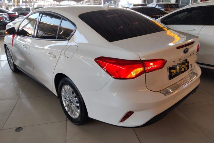 Used Ford Focus 2019 Sedan EcoBoost 180 Automatic Trend Edition