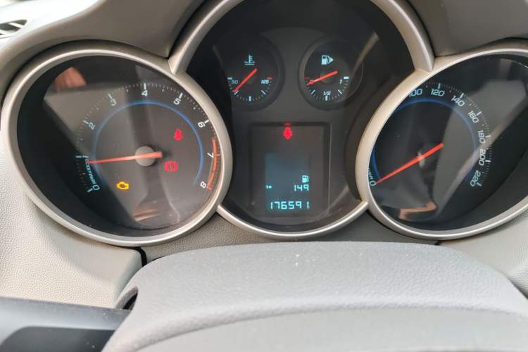 Used Chevrolet Cruze 2012 1.6L SL Grand Edition Manual Transmission
