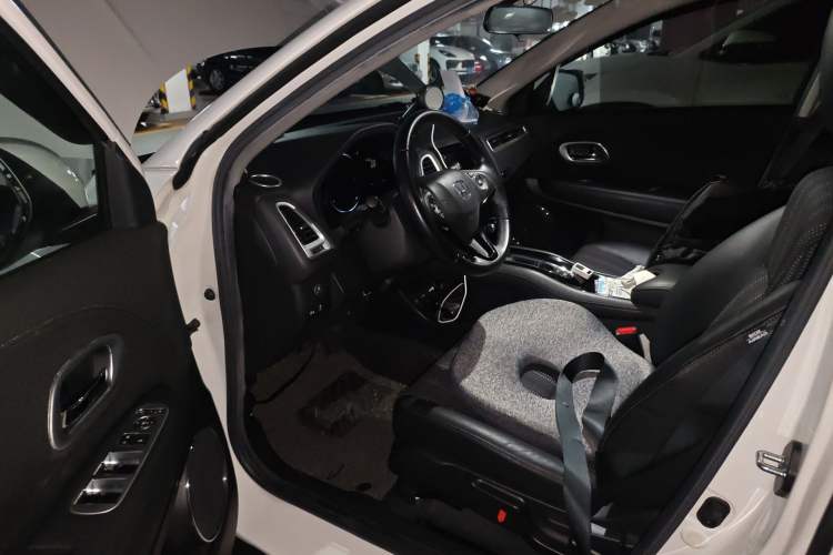 Used Honda Vezel 2017 1.8L CVT Two-Wheel Drive Luxury Model