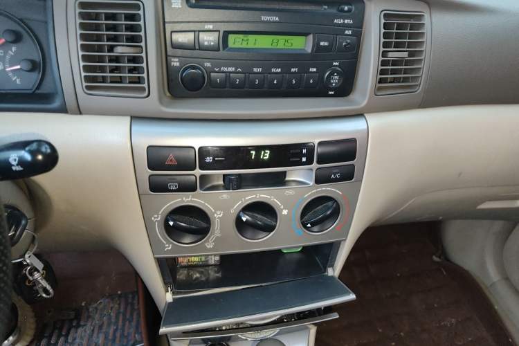 Used Toyota Corolla EX 2011 1.6L Automatic Luxury Edition