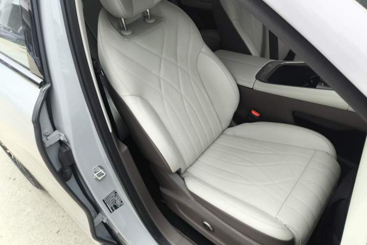 Used EXEED Stellar C-DM 2024 1.5T Long-Range Pro