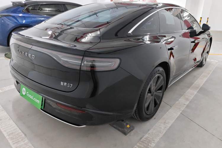 Used Hima Luxeed S7 2024 Max