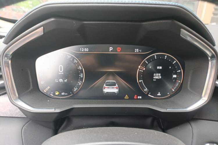 Used Lynk & Co 05 2022 2.0T Two-Wheel Drive Shine Halo Instrument Cluster