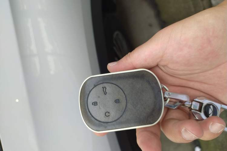 Used Chery Fengyun T9 2024 120 Long-Range Flagship Version 7 Seats Ternary Lithium
