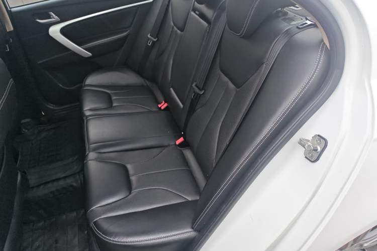 Used Geely Auto Emgrand 2017 Sedan Million Edition 1.5L CVT Upward Version