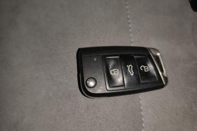 Used Volkswagen Tayron X 2020 330TSI Two-Wheel Drive Luxury Smart Connectivity Version Interior 1