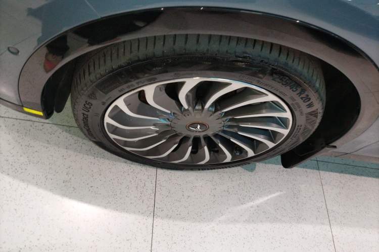 Used VOYAH FREE 2021 Four-Wheel Drive Standard Range-Extended Exclusive Luxury Package