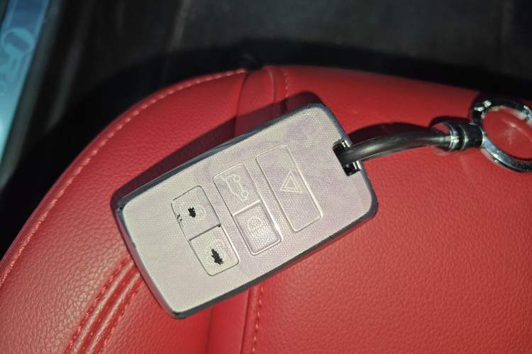 Used Jaguar XEL 2024 2.0T 250 PS R-DYNAMIC S Advanced Sport Edition
