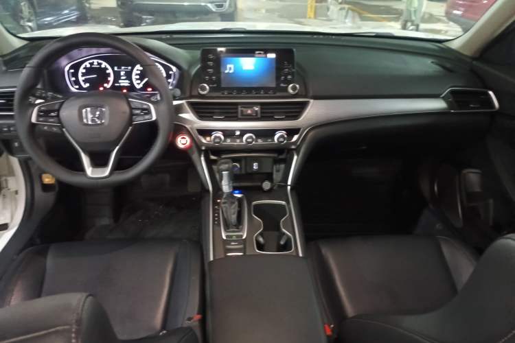 Used Honda Accord 2018 260TURBO Elite Edition China V Center Console