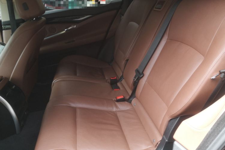 Used BMW 5 Series GT 2015 528i Leading Model