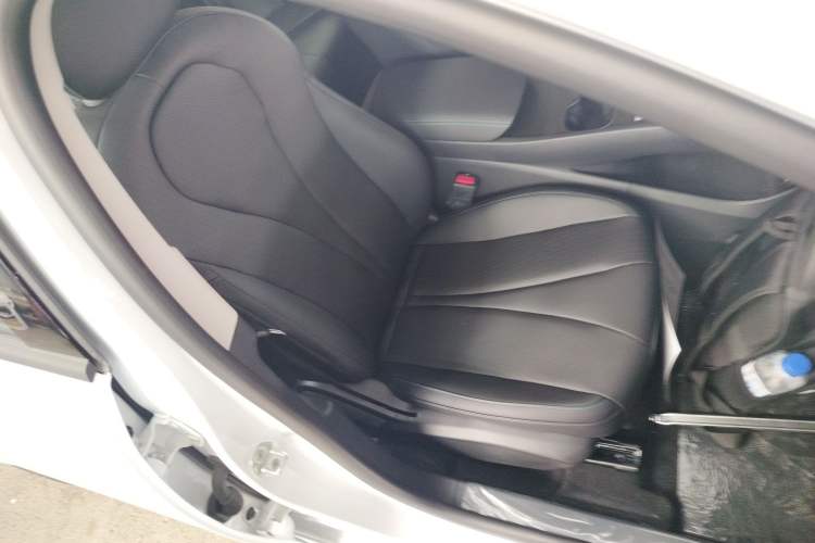 Used BYD Seal 05 DM-i 2026 DM-i 128KM Luxury Edition Right Front Seat