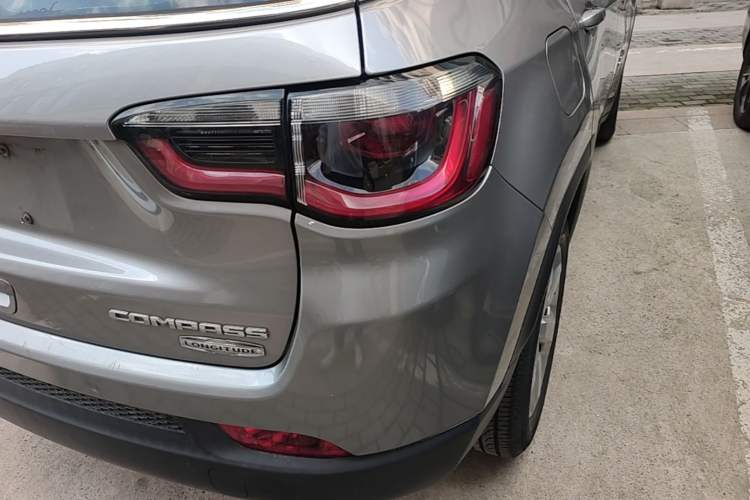 Used Jeep Compass 2017 200T Automatic Family Edition