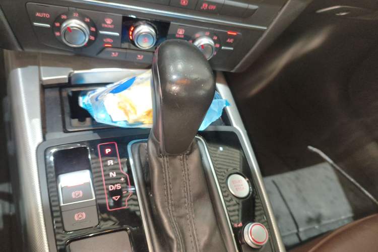 Used Audi A6L 2018 30th Anniversary Edition TFSI Trendy Model
