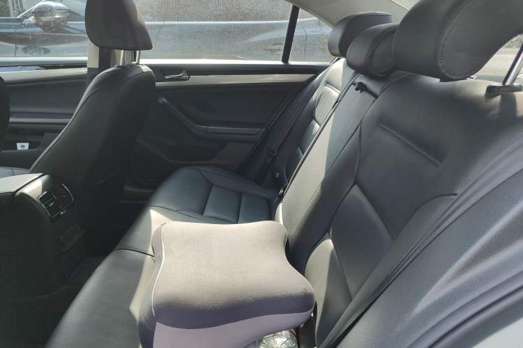 Used Volkswagen Sagitar 2015 230TSI Automatic Comfort Version