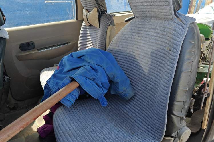 Used Wuling Hongguang 2010 1.4L Standard Version Left Rear Seat