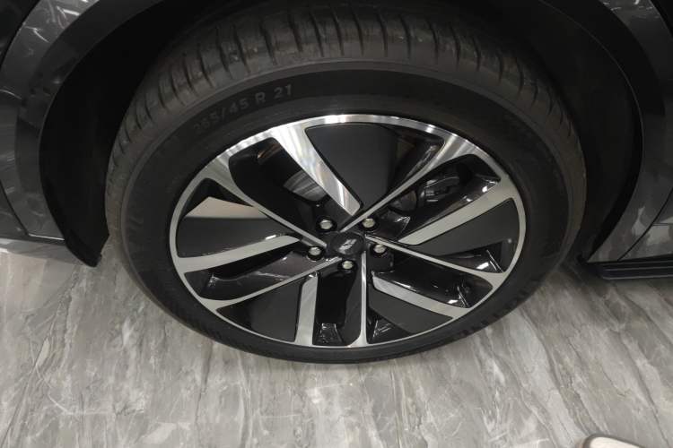 Used Li Auto L9 2023 Pro Model