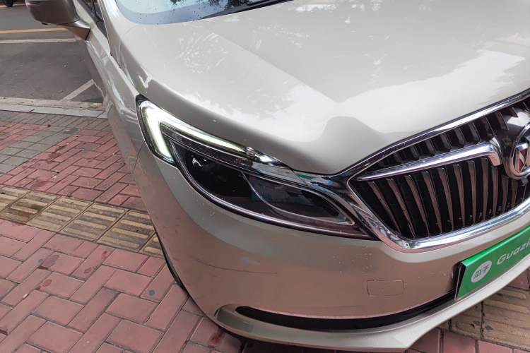 Used Buick GL8 2017 ES 28T Luxury Model China V Standard