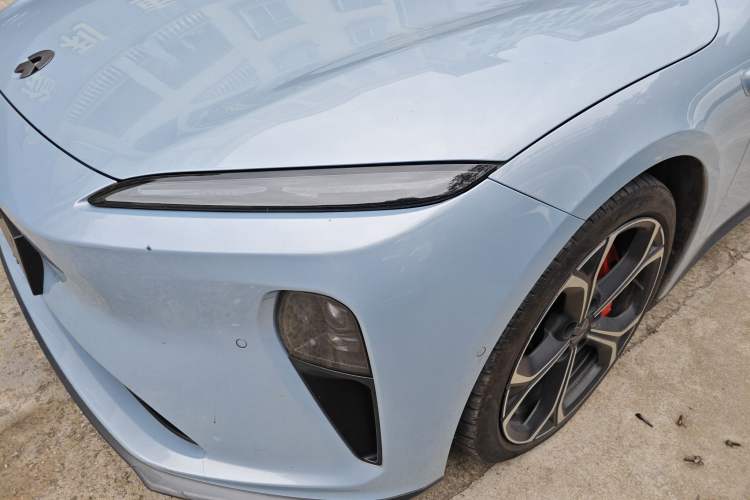 Used Nio ET5 2022 75 kWh Left Front Headlight