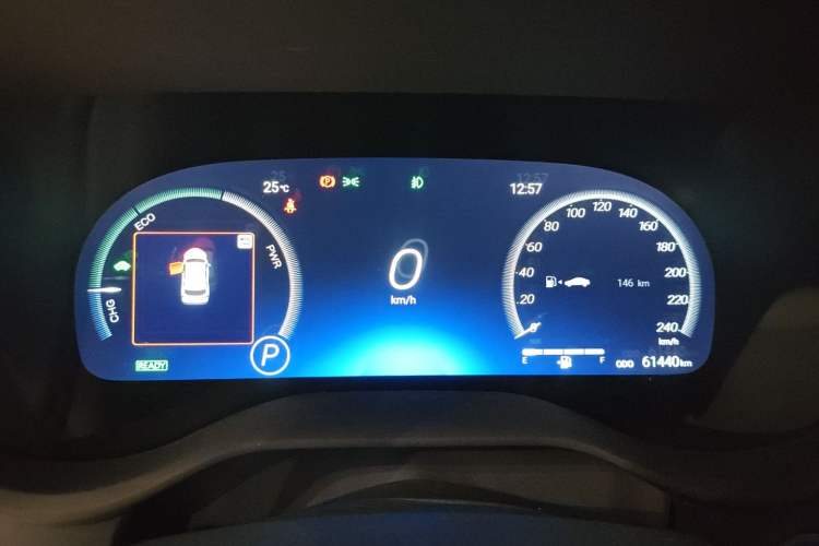 Used Toyota SIENNA 2021 2.5L Hybrid Platinum Edition Instrument Cluster