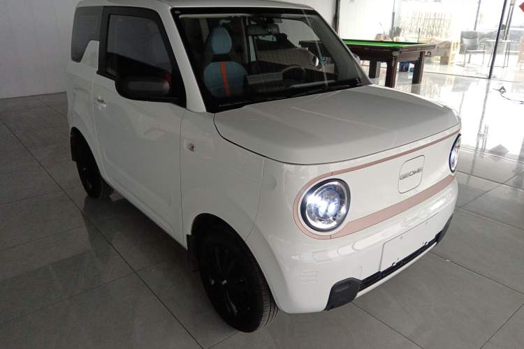 Used Geely Galaxy Panda 2023 Panda Mini 200km Endurance Bear