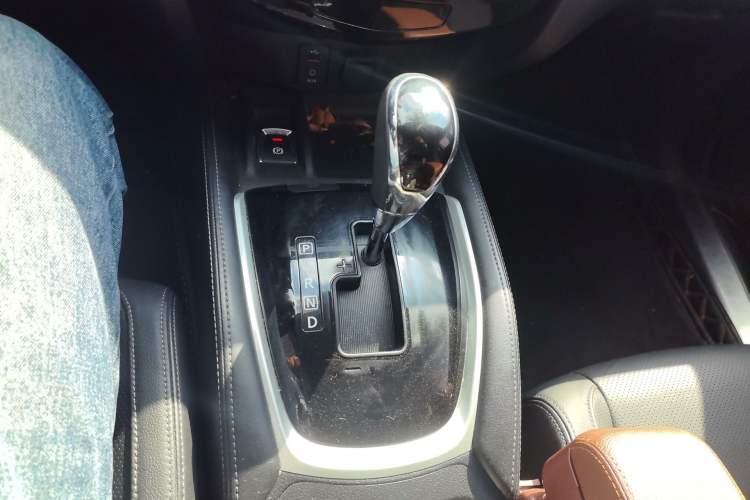 Used Nissan X-Trail 2017 2.5L CVT Luxury Edition 4WD
