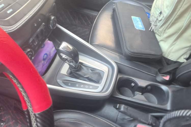 Used Ford Escort 2015 1.5L Automatic Fashion Model
